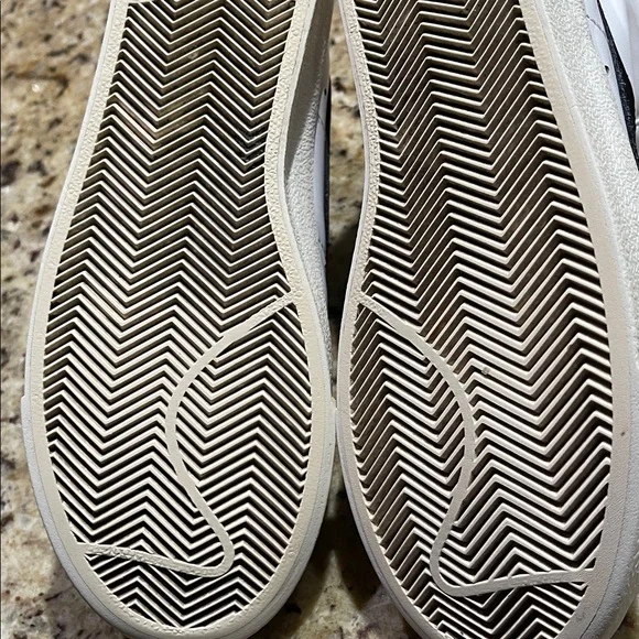 Nike Blazer Mid - Picture 8 of 12